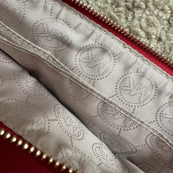 Michael Kors Jet Set Travel XL zip stud clutch wristlet - Picture 4 of 5